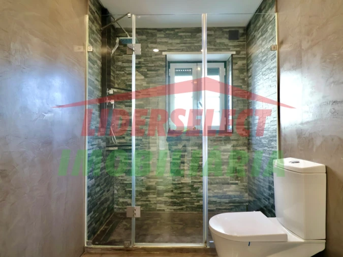 Moradia T4 para Venda em Silveira Foto 33