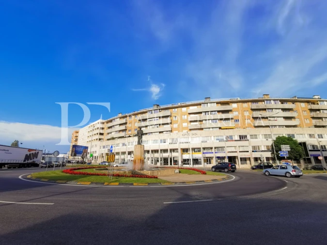 Apartamento T1 para Arrendamento em Vila Nova de Famalicão e Calendário