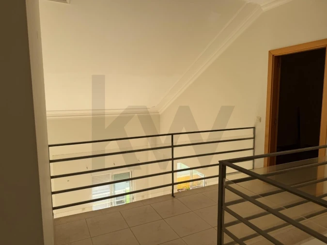 Apartamento T4 para Venda em Alcochete Foto 12