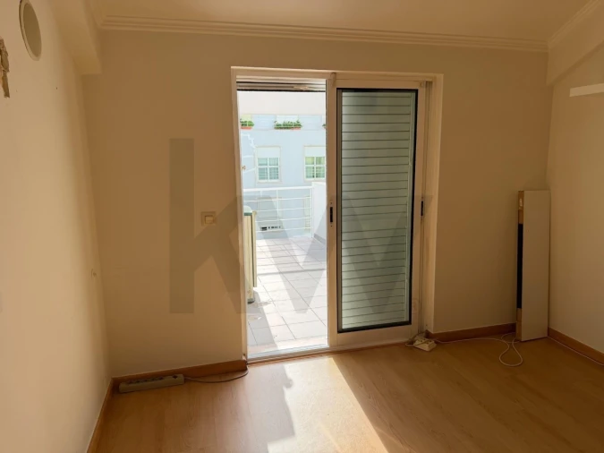 Apartamento T4 para Venda em Alcochete Foto 16