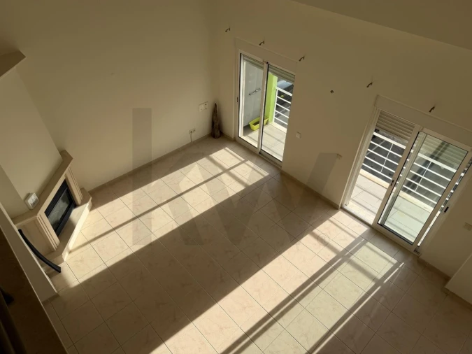 Apartamento T4 para Venda em Alcochete Foto 14