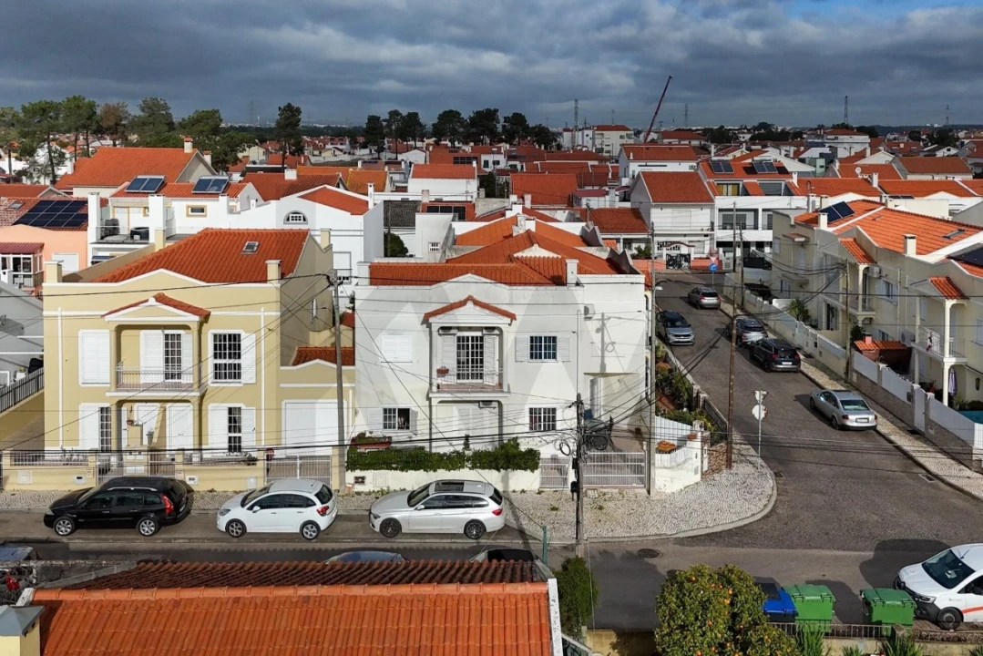 Moradia T3 para Venda em Quinta do Conde Foto 37