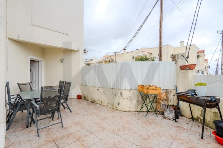 Moradia T3 para Venda em Quinta do Conde Foto 30