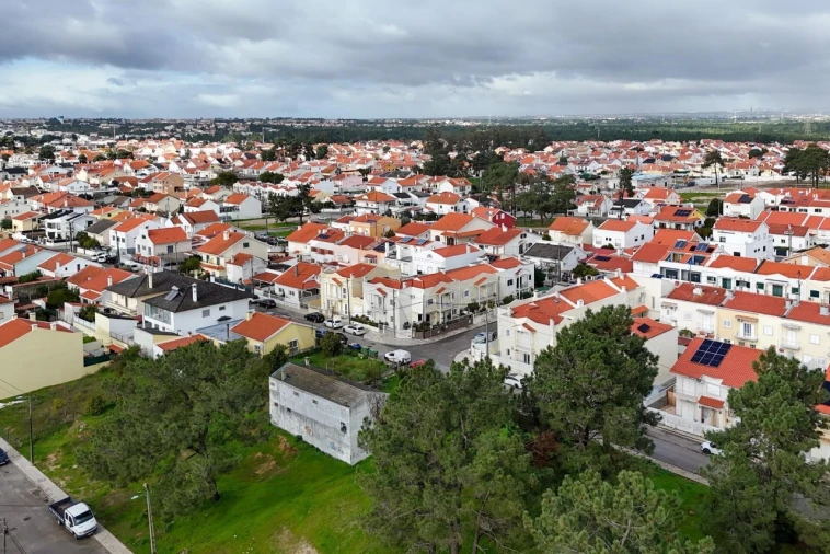 Moradia T3 para Venda em Quinta do Conde Foto 40