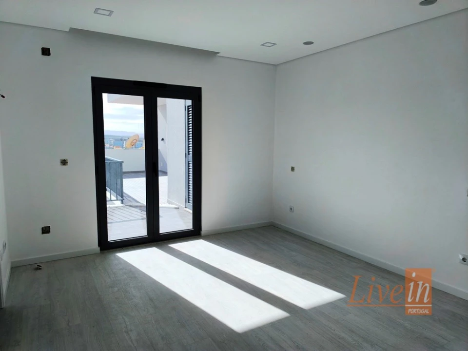 Apartamento T3 para Venda em Ericeira Foto 9