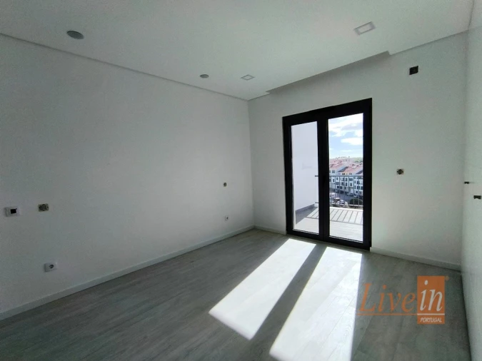 Apartamento T3 para Venda em Ericeira Foto 14