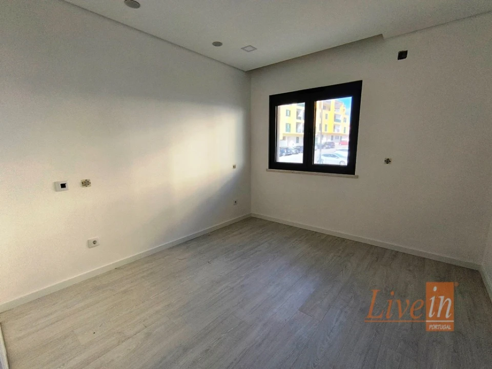 Apartamento T2 para Venda em Ericeira Foto 8