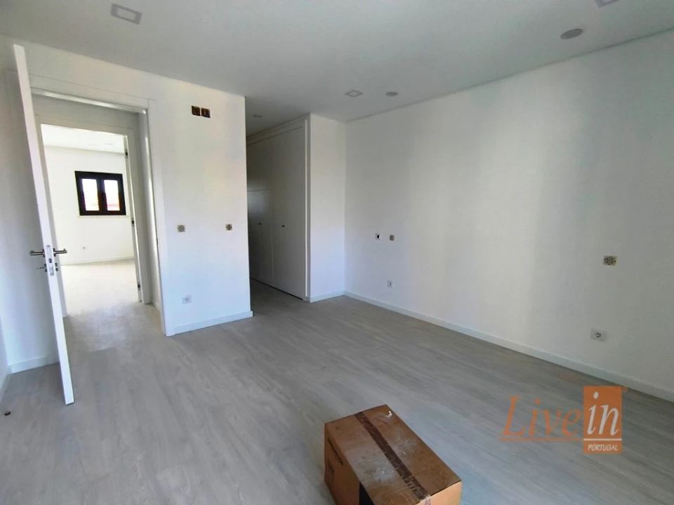 Apartamento T2 para Venda em Ericeira Foto 9