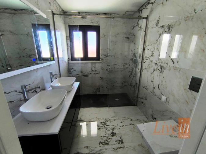 Apartamento T2 para Venda em Ericeira Foto 10