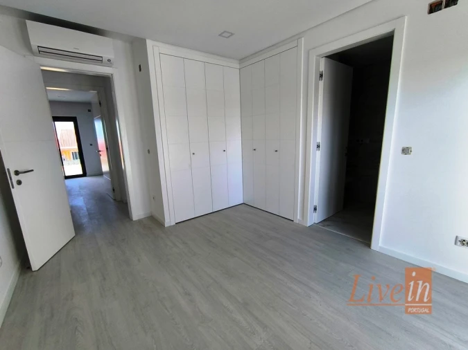 Apartamento T2 para Venda em Ericeira Foto 13