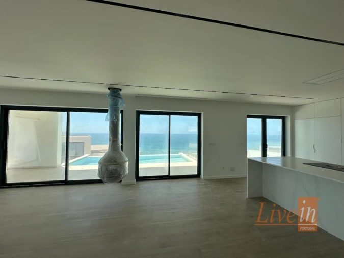 Moradia T3 para Venda em Ericeira Foto 8