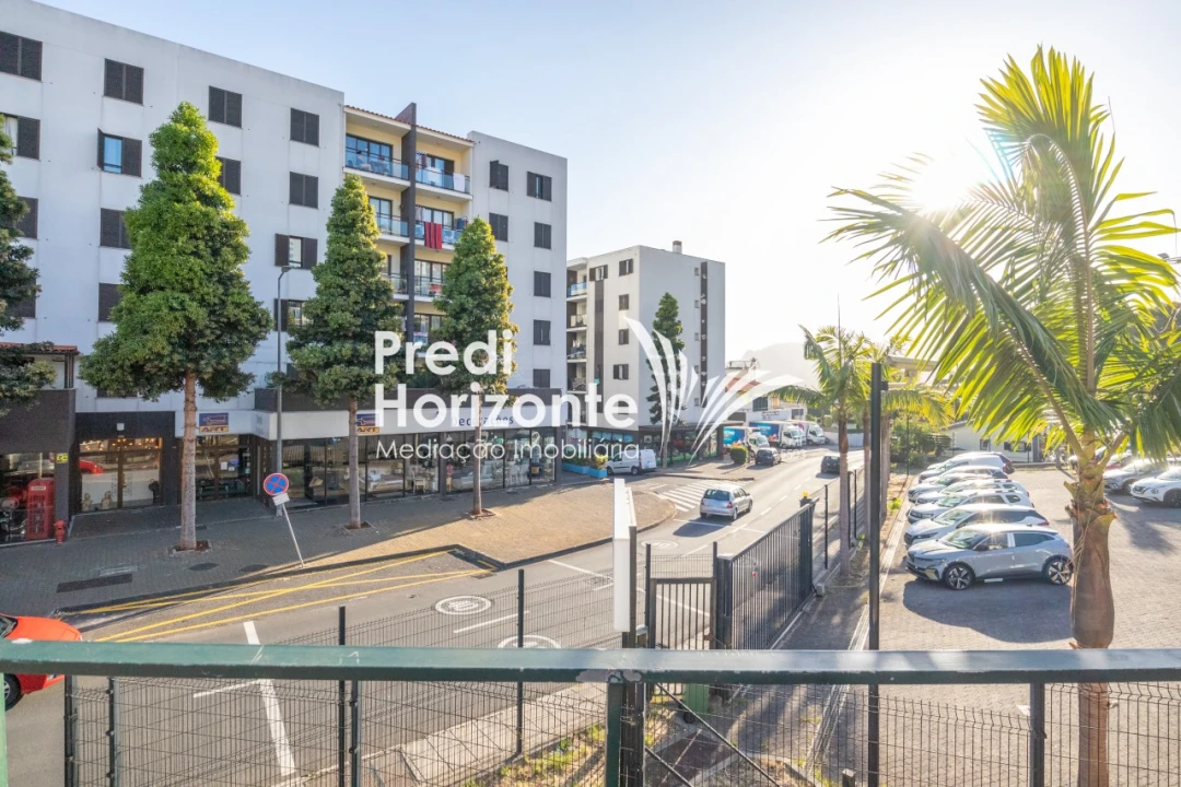 Apartamento T3 para Arrendamento em Santo Antonio Foto 38