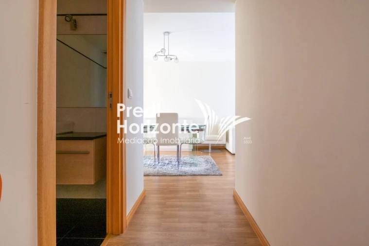 Apartamento T3 para Arrendamento em Santo Antonio Foto 12