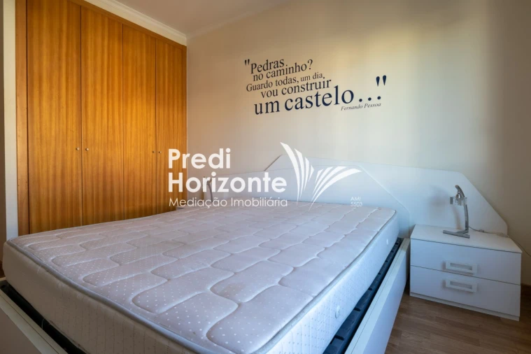 Apartamento T3 para Arrendamento em Santo Antonio Foto 15