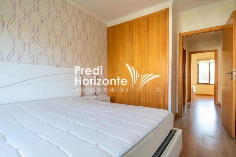 Apartamento T3 para Arrendamento em Santo Antonio Foto 22