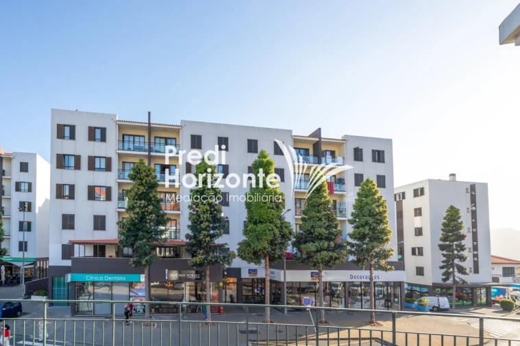 Apartamento T3 para Arrendamento em Santo Antonio Foto 36