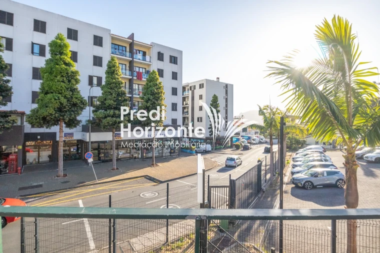 Apartamento T3 para Arrendamento em Santo Antonio Foto 38