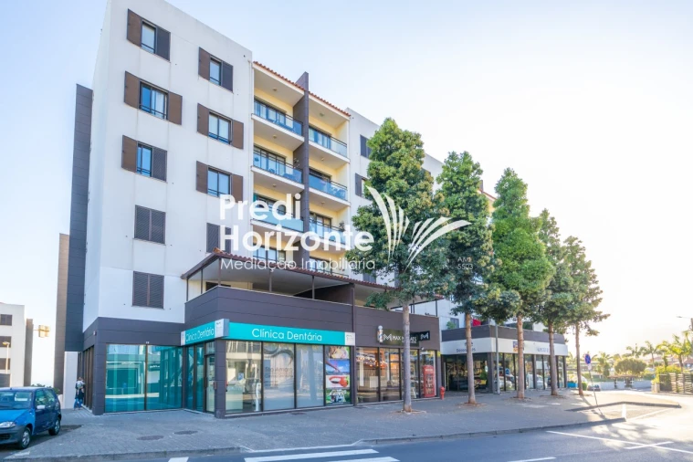 Apartamento T3 para Arrendamento em Santo Antonio Foto 39