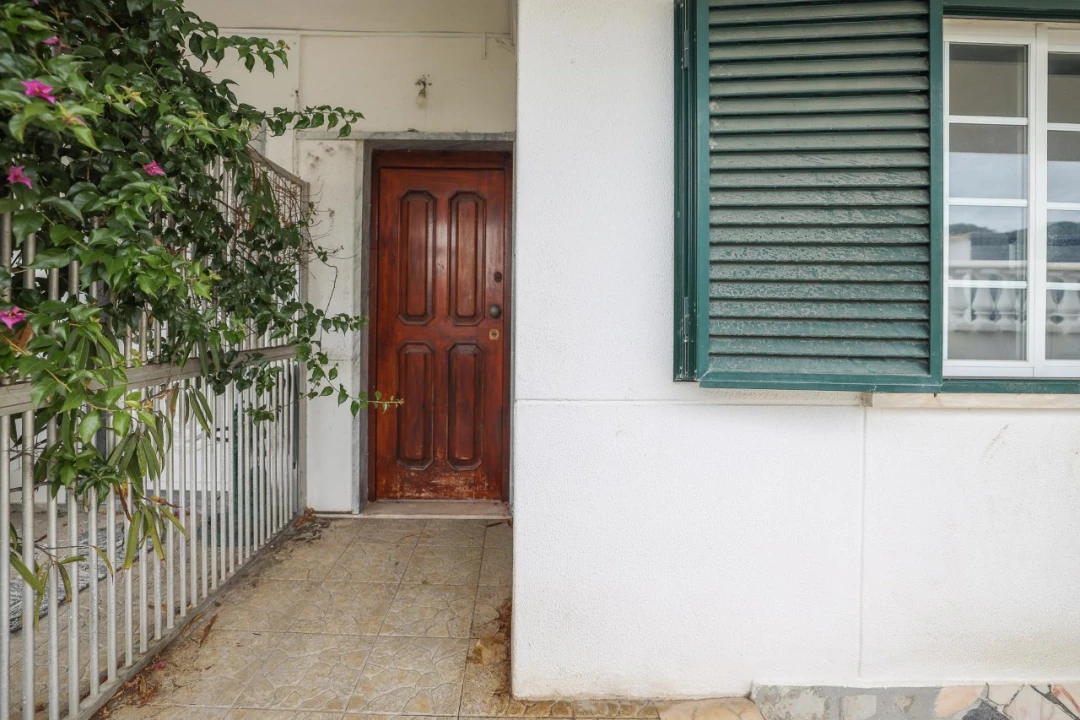 Moradia T2 para Venda em Charneca de Caparica e Sobreda Foto 2