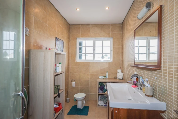 Moradia T2 para Venda em Charneca de Caparica e Sobreda Foto 15