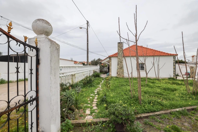Moradia T2 para Venda em Charneca de Caparica e Sobreda Foto 32