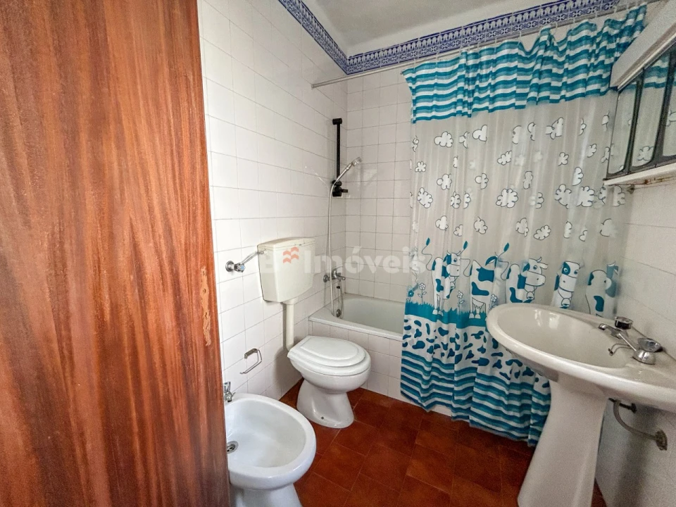 Moradia T9 para Venda em Sardoal Foto 37