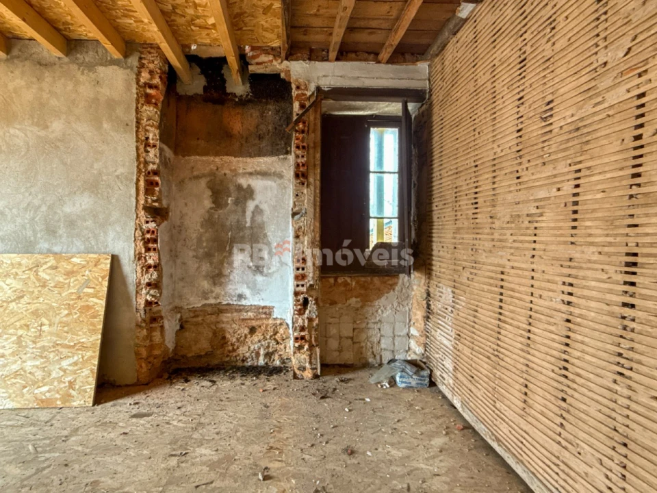 Prédio para Venda em Abrantes (São Vicente e São João) e Alferrarede Foto 6