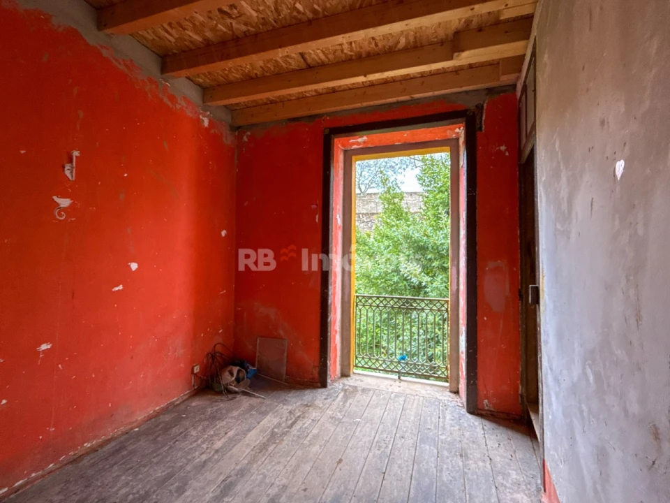 Prédio para Venda em Abrantes (São Vicente e São João) e Alferrarede Foto 3