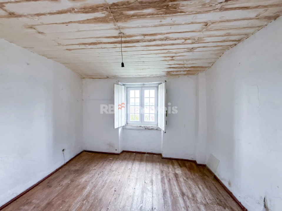 Prédio para Venda em Abrantes (São Vicente e São João) e Alferrarede Foto 9