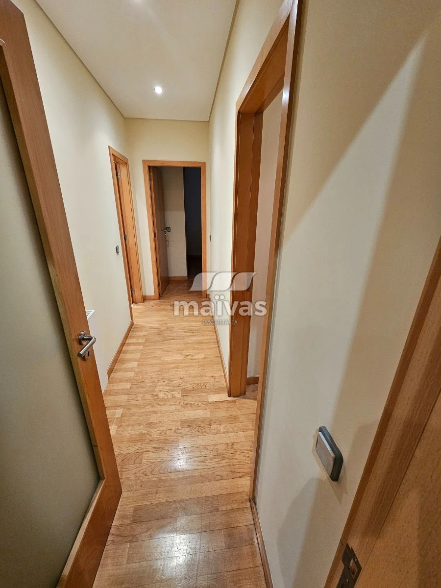 Apartamento T2 para Arrendamento em Rio Tinto Foto 8