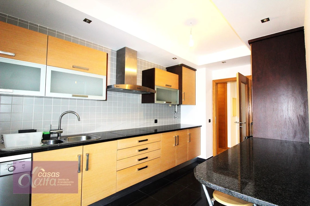 Apartamento T2 para Arrendamento em Leiria, Pousos, Barreira e Cortes Foto 5