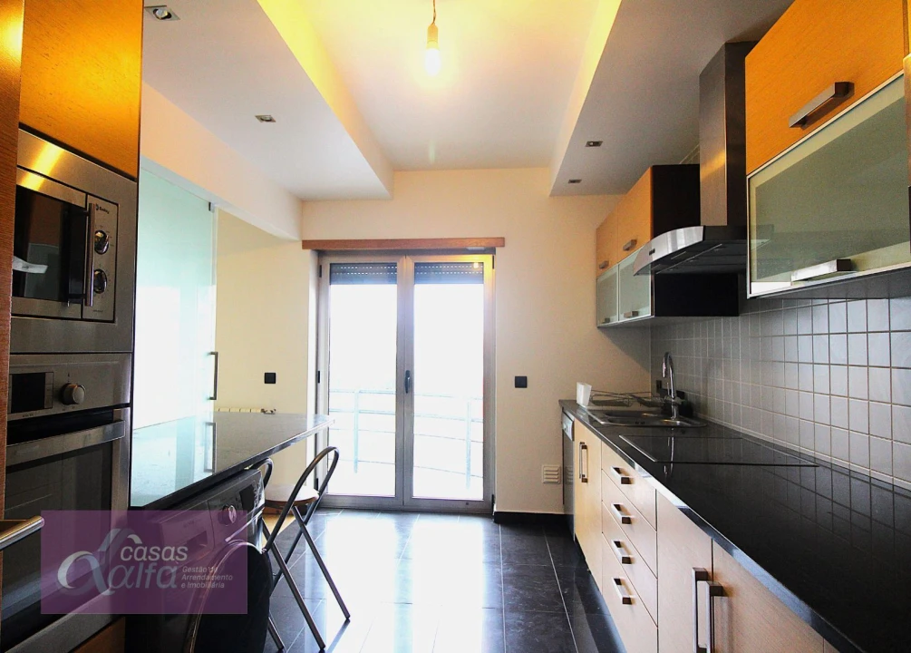 Apartamento T2 para Arrendamento em Leiria, Pousos, Barreira e Cortes Foto 7