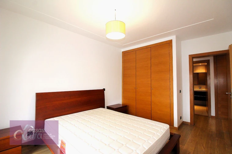 Apartamento T2 para Arrendamento em Leiria, Pousos, Barreira e Cortes Foto 10