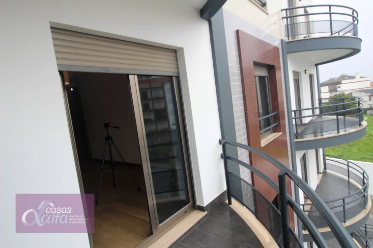 Apartamento T2 para Arrendamento em Leiria, Pousos, Barreira e Cortes Foto 15