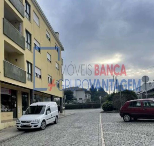 Apartamento T1 para Venda em Paço de Sousa Foto 1