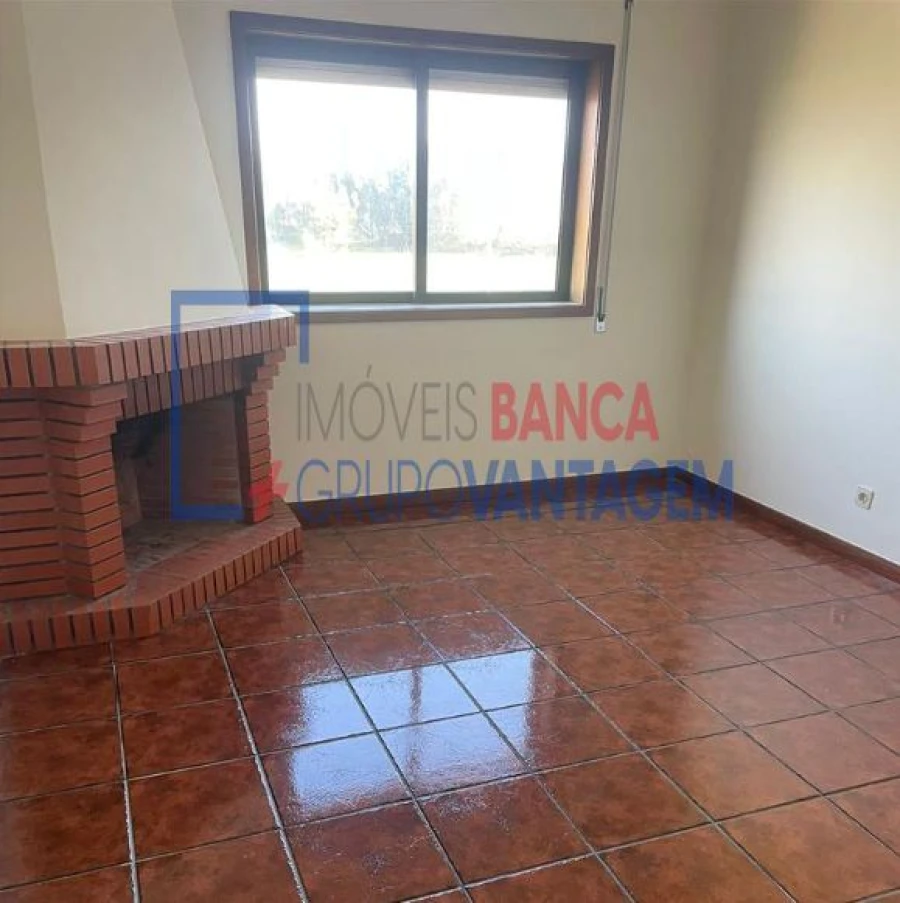 Apartamento T1 para Venda em Paço de Sousa Foto 6