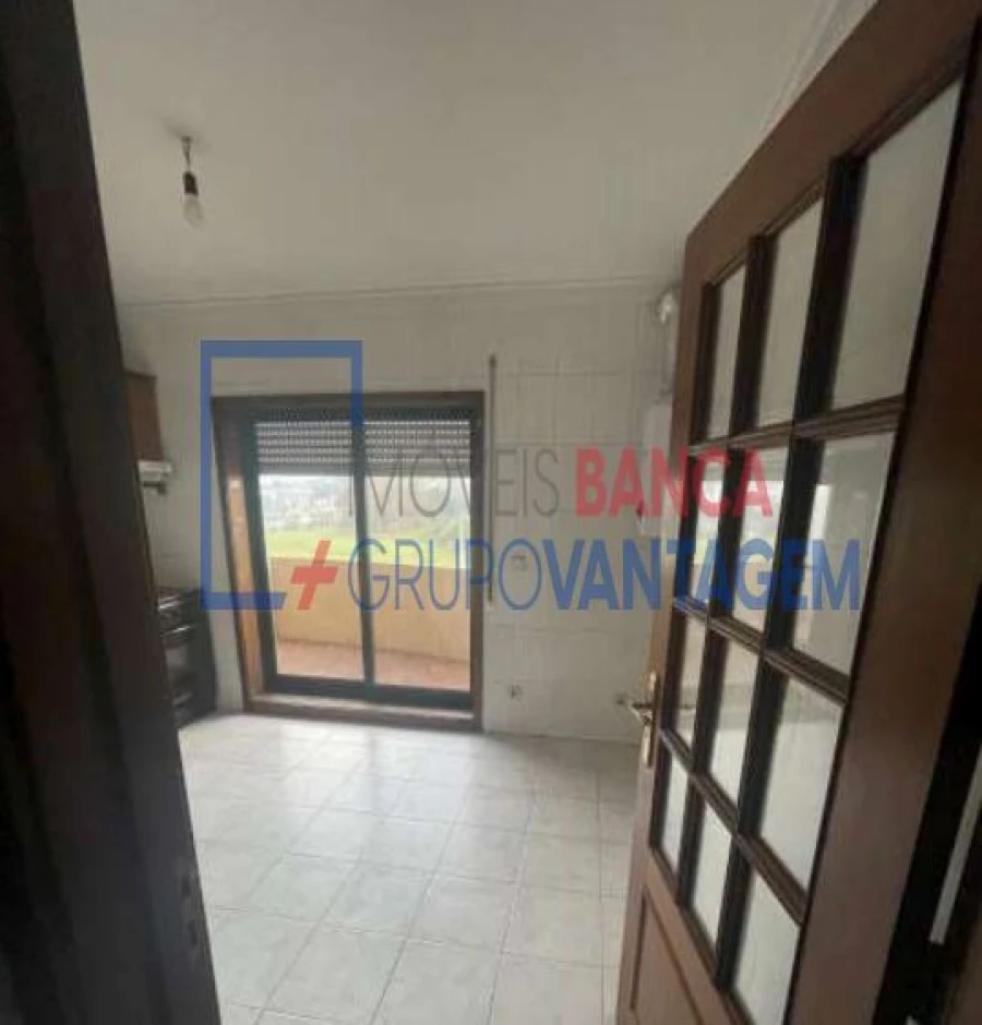 Apartamento T1 para Venda em Paço de Sousa Foto 14