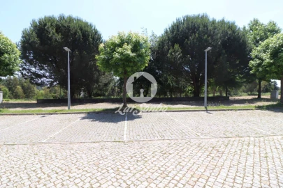 Terreno para Venda em Anta e Guetim