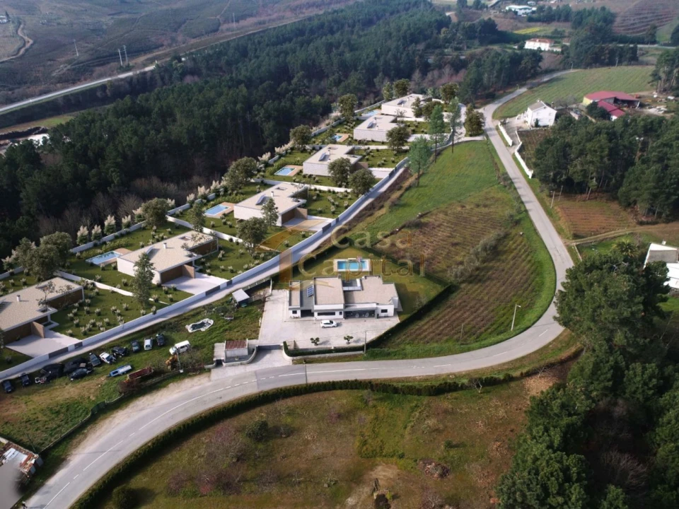 Terreno para Venda em Paços Foto 9