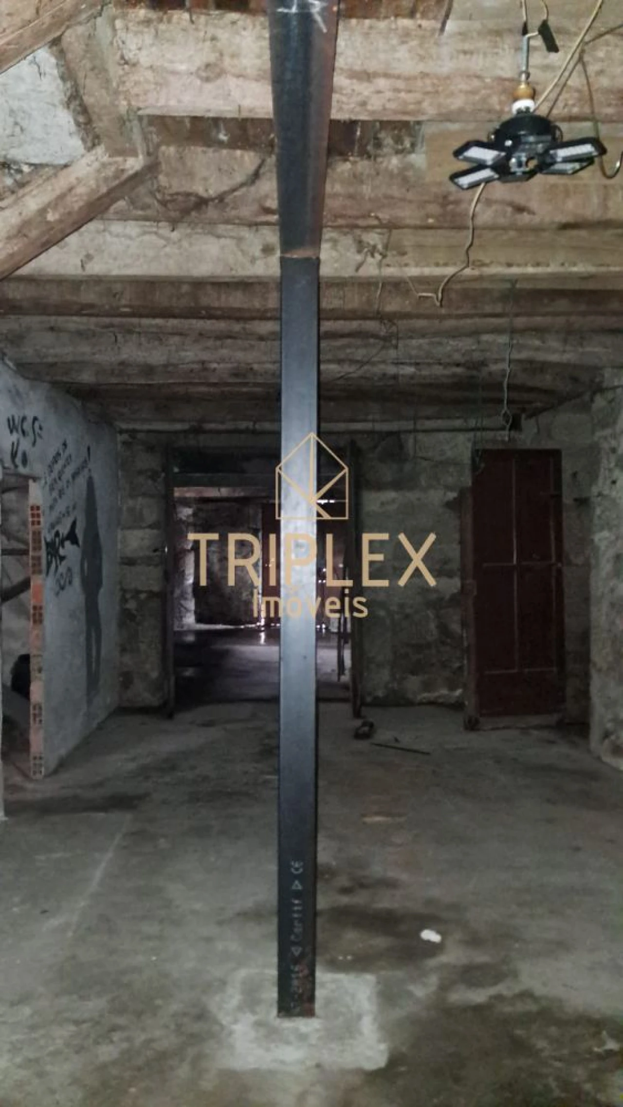 Moradia T6 para Venda em Aguas Santas Foto 28