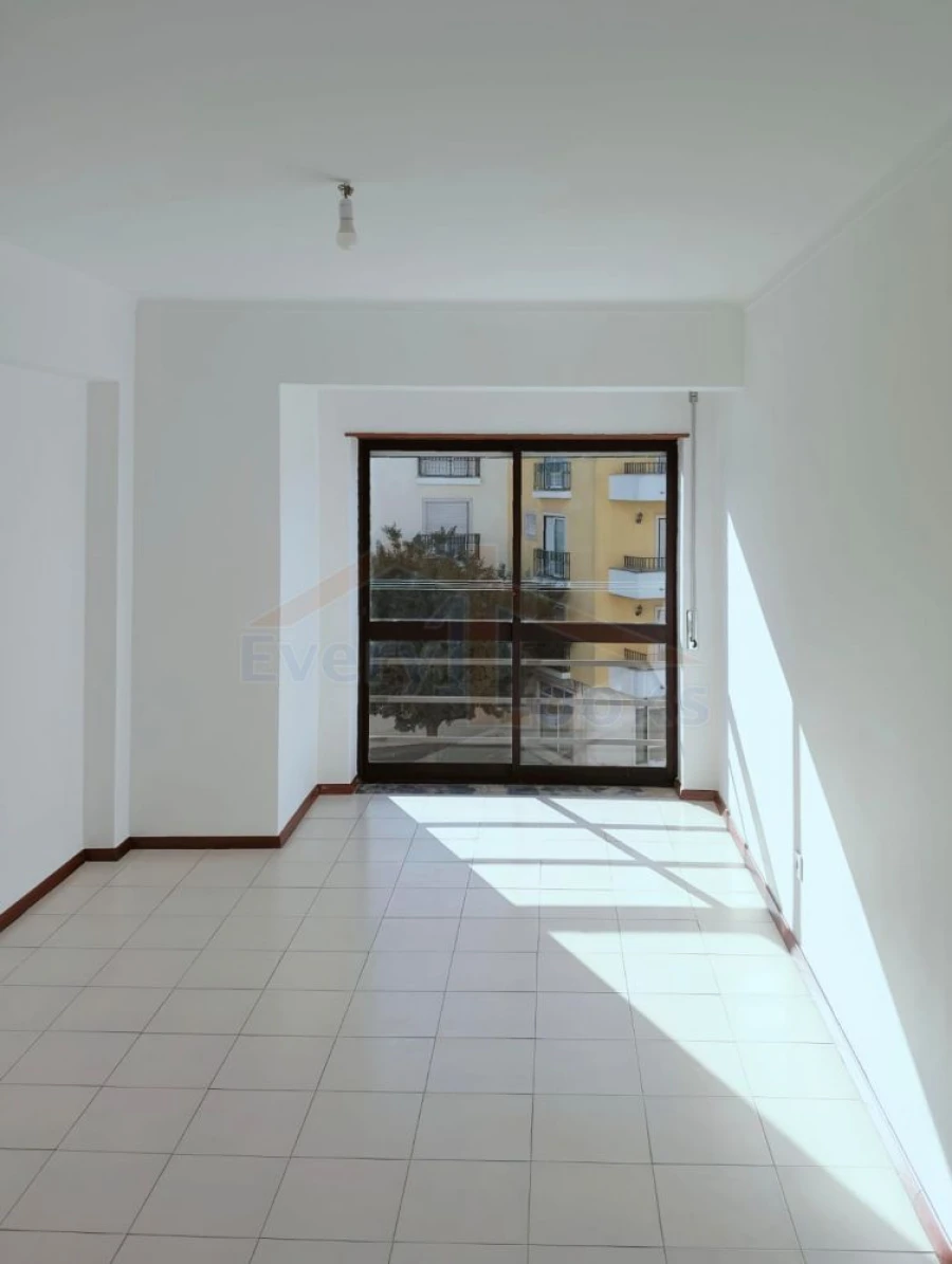 Apartamento T3 para Venda em Caldas da Rainha - Santo Onofre e Serra do Bouro Foto 24