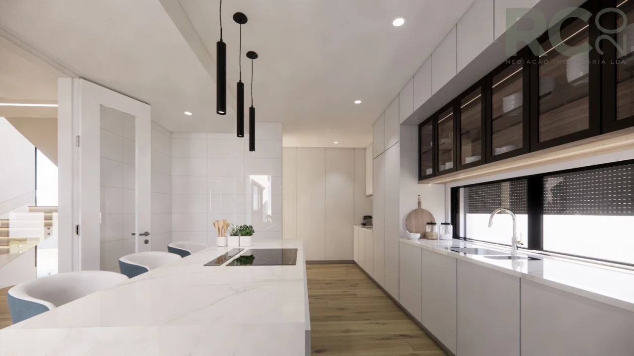 Moradia T4 para Venda em Turcifal Foto 35