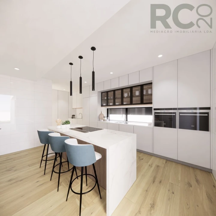 Moradia T4 para Venda em Turcifal Foto 33