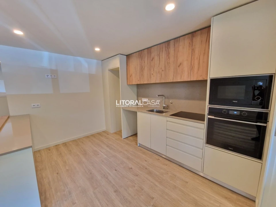 Apartamento T3 para Venda em São Bernardo Foto 3