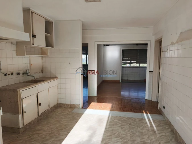 Apartamento T3 para Venda em Rio de Mouro Foto 4