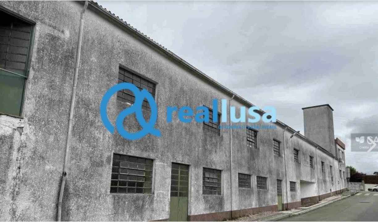 Loja para Venda em Escapães Foto 1