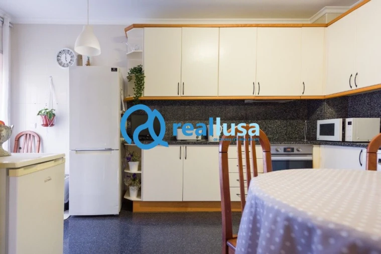 Apartamento T3 para Venda em Santa Marinha e São Pedro da Afurada Foto 32