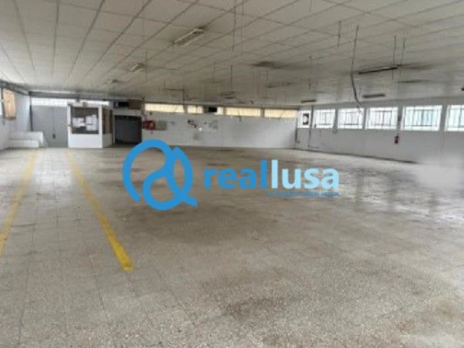 Loja para Venda em Escapães Foto 4