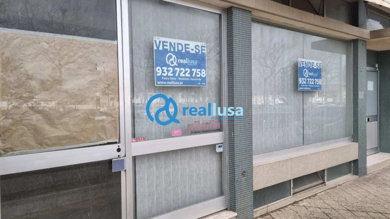 Loja para Venda em Espinho Foto 2