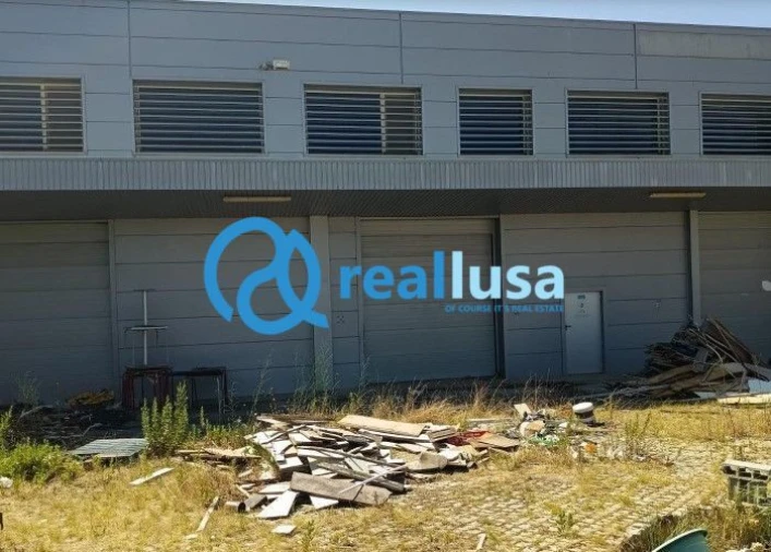 Loja para Venda em Préstimo e Macieira de Alcoba Foto 3